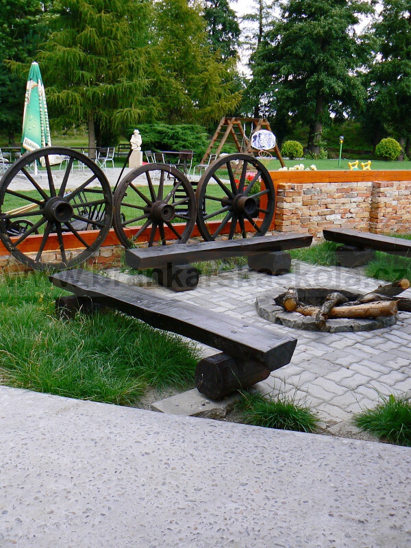 Soust�ed�n� Koliba 2008 - Are�l