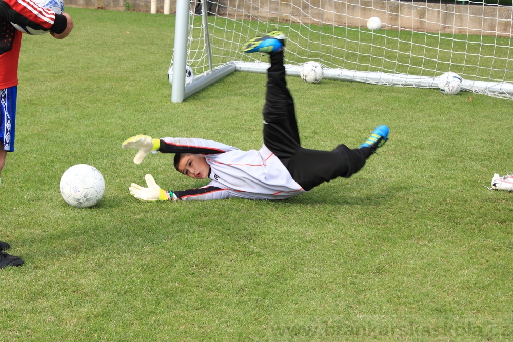 Letn� soust�ed�n� SC Nymburk 2012 - Tr�ninky na tr�v�