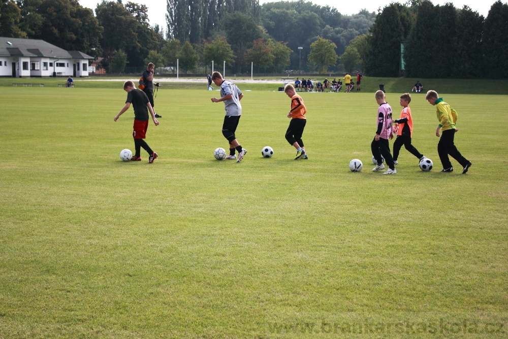 Letn� soust�ed�n� SC Nymburk 2012 - Tr�ninky na tr�v�