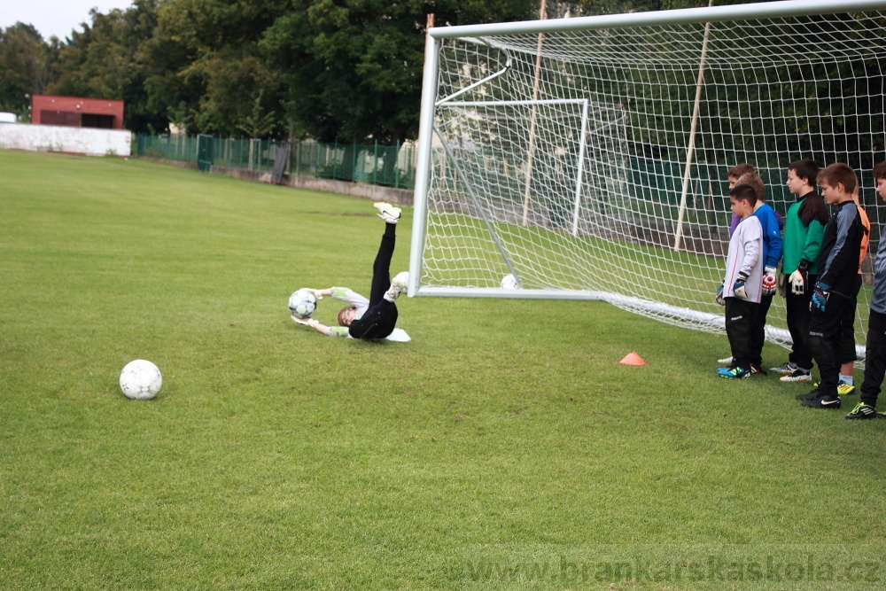 Letn� soust�ed�n� SC Nymburk 2012 - Tr�ninky na tr�v�