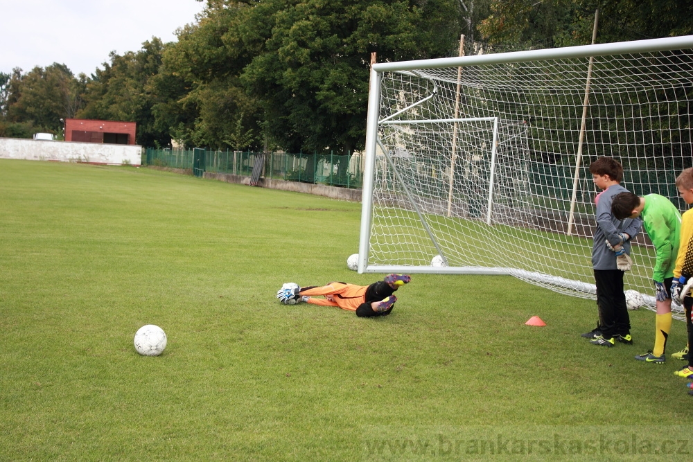 Letn� soust�ed�n� SC Nymburk 2012 - Tr�ninky na tr�v�