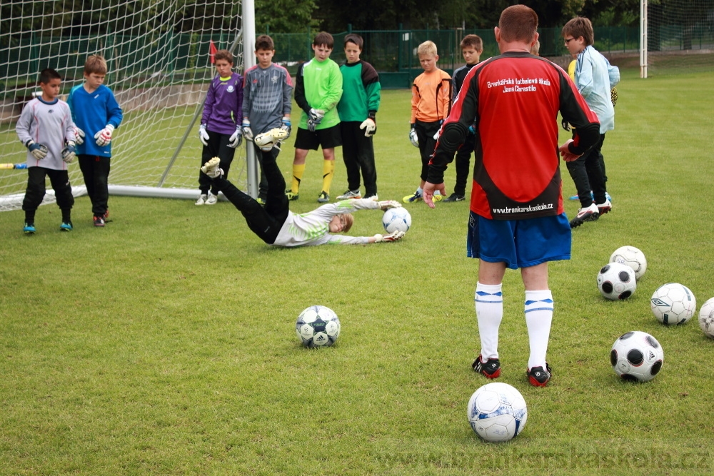 Letn� soust�ed�n� SC Nymburk 2012 - Tr�ninky na tr�v�