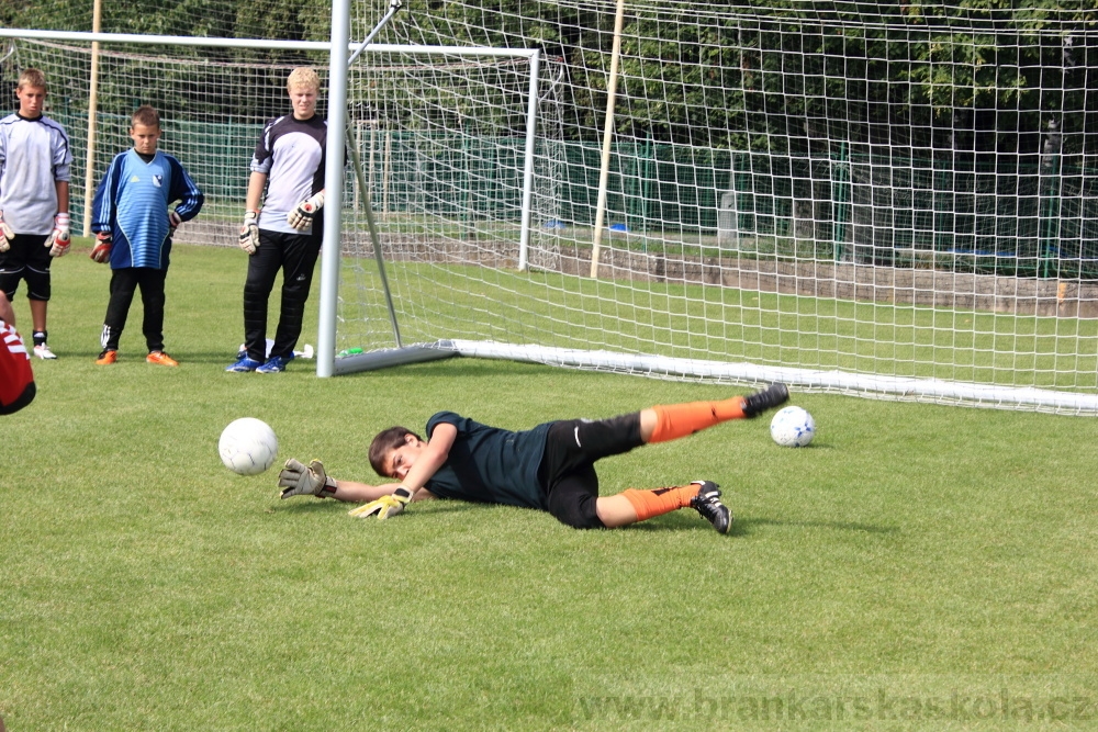 Letn� soust�ed�n� SC Nymburk 2012 - Tr�ninky na tr�v�