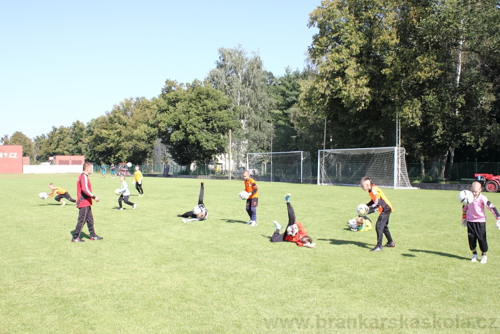 Letn� soust�ed�n� SC Nymburk 2012 - Tr�ninky na tr�v�