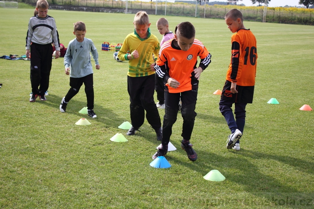 Letn� soust�ed�n� SC Nymburk 2012 - Tr�ninky na tr�v�