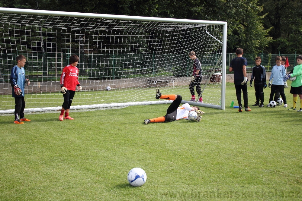 Letn� soust�ed�n� SC Nymburk 2012 - Tr�ninky na tr�v�