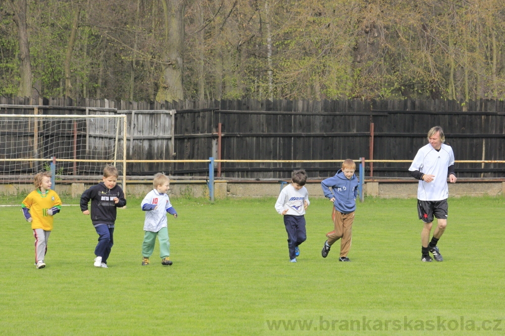 TJ AFK NYMBURK - N�bor do fotbalov� p��pravky 18.4.