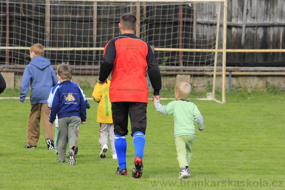 TJ AFK NYMBURK - N�bor do fotbalov� p��pravky 18.4.