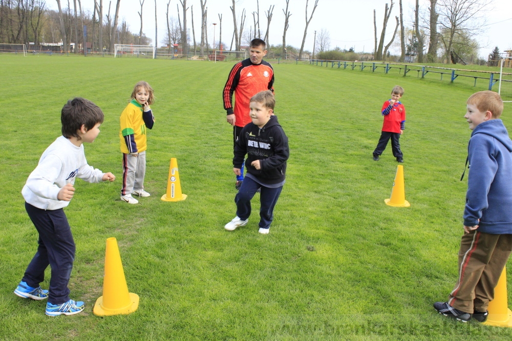 TJ AFK NYMBURK - N�bor do fotbalov� p��pravky 18.4.