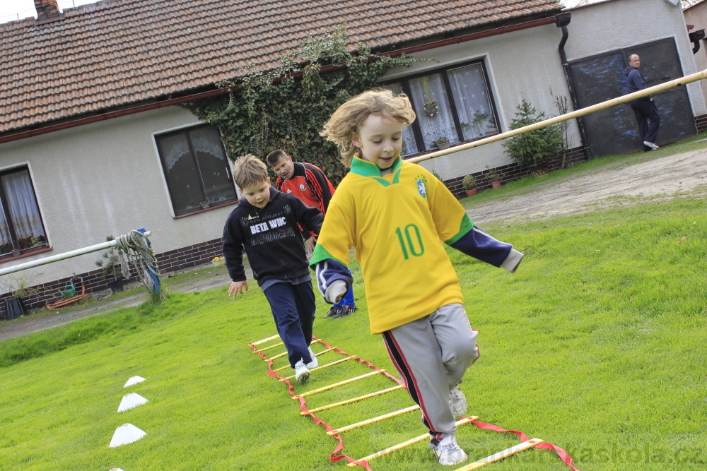 TJ AFK NYMBURK - N�bor do fotbalov� p��pravky 18.4.