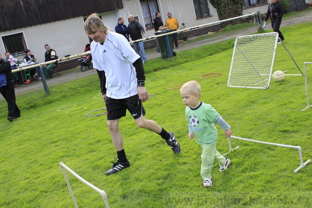 TJ AFK NYMBURK - N�bor do fotbalov� p��pravky 18.4.