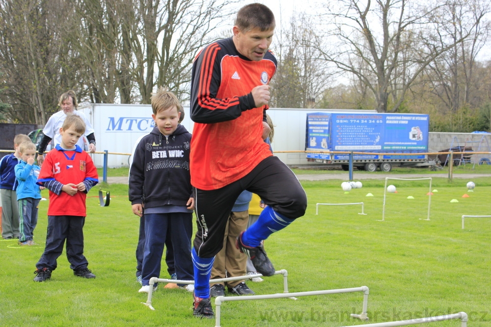 TJ AFK NYMBURK - N�bor do fotbalov� p��pravky 18.4.