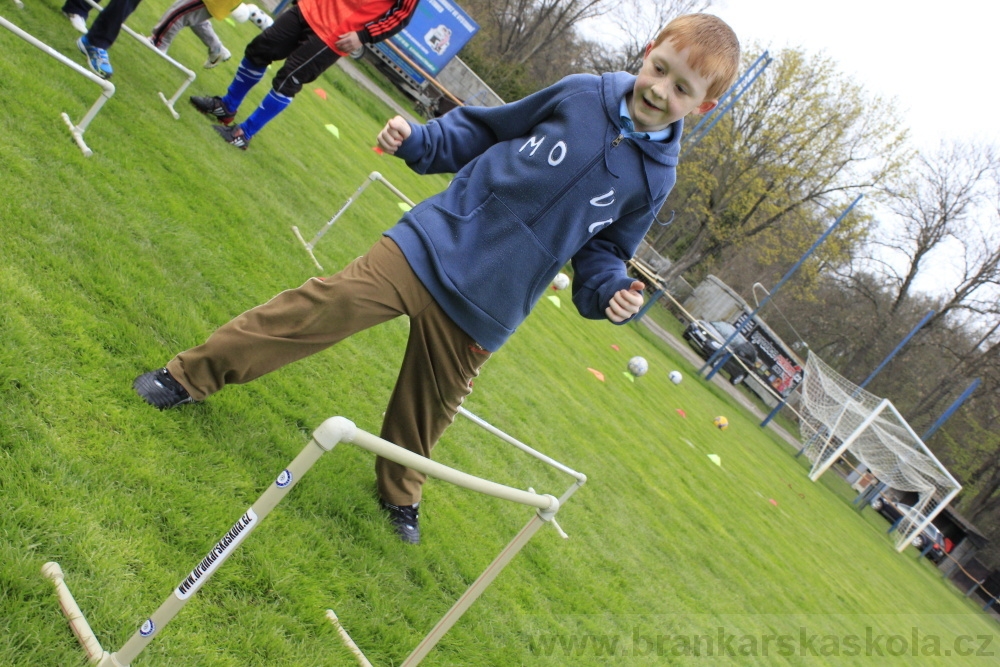 TJ AFK NYMBURK - N�bor do fotbalov� p��pravky 18.4.