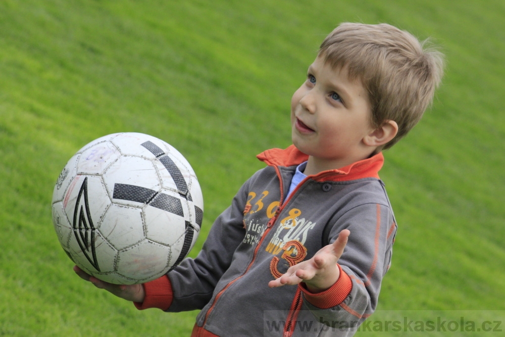 TJ AFK NYMBURK - N�bor do fotbalov� p��pravky 18.4.