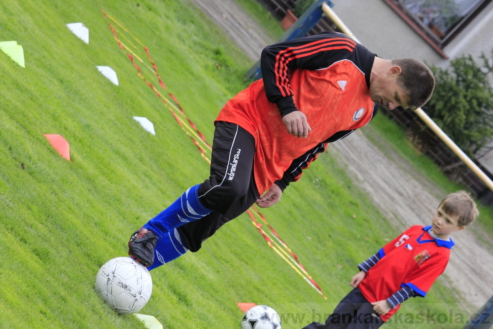 TJ AFK NYMBURK - N�bor do fotbalov� p��pravky 18.4.