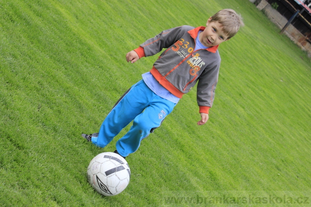 TJ AFK NYMBURK - N�bor do fotbalov� p��pravky 18.4.