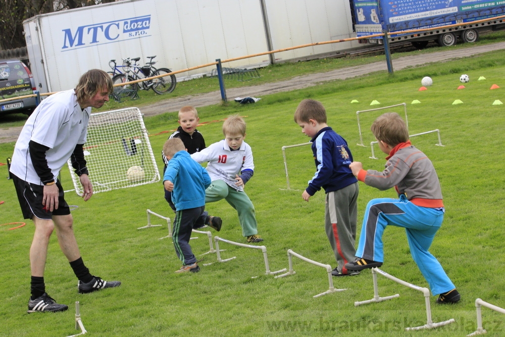 TJ AFK NYMBURK - N�bor do fotbalov� p��pravky 18.4.