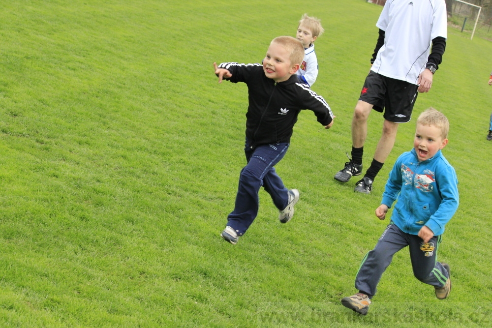 TJ AFK NYMBURK - N�bor do fotbalov� p��pravky 18.4.