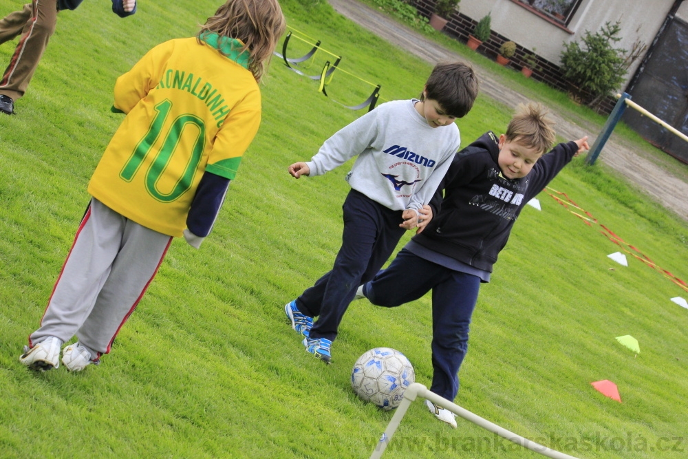 TJ AFK NYMBURK - N�bor do fotbalov� p��pravky 18.4.