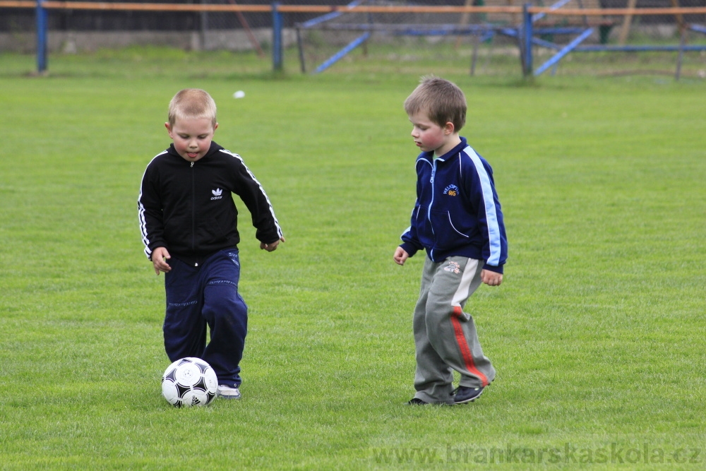 TJ AFK NYMBURK - N�bor do fotbalov� p��pravky 18.4.