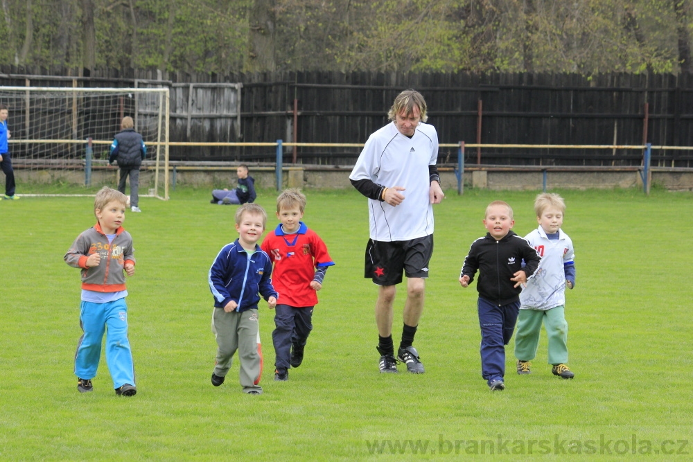 TJ AFK NYMBURK - N�bor do fotbalov� p��pravky 18.4.