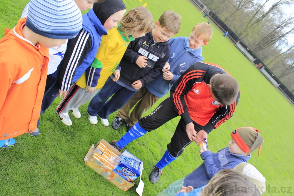 TJ AFK NYMBURK - N�bor do fotbalov� p��pravky 18.4.