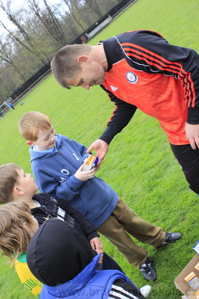 TJ AFK NYMBURK - N�bor do fotbalov� p��pravky 18.4.