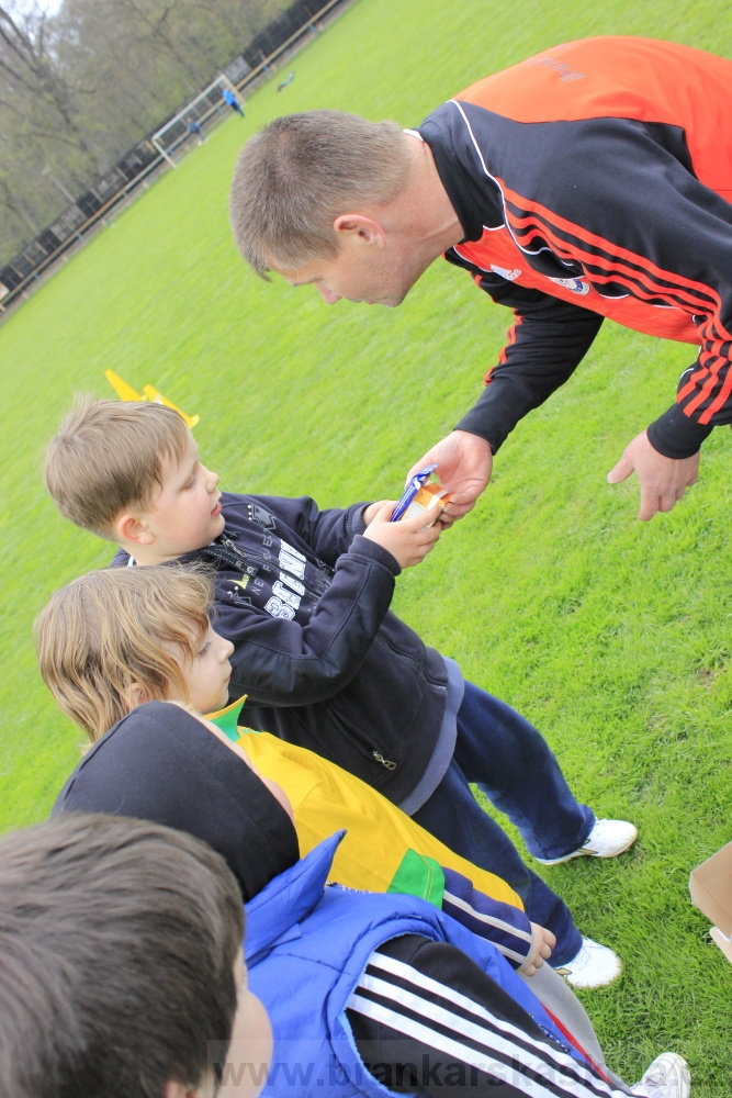 TJ AFK NYMBURK - N�bor do fotbalov� p��pravky 18.4.