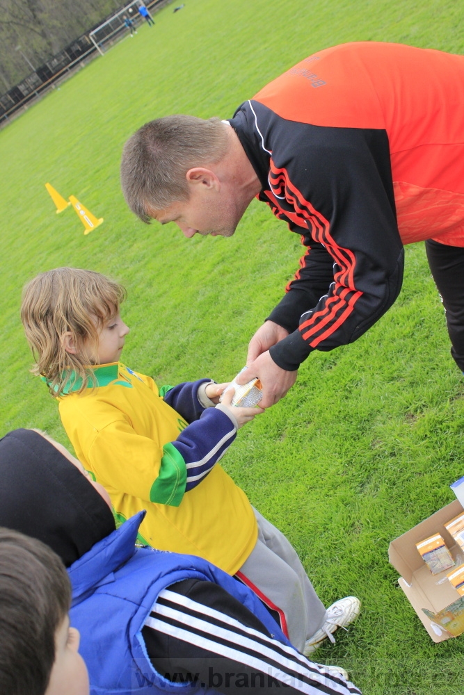 TJ AFK NYMBURK - N�bor do fotbalov� p��pravky 18.4.