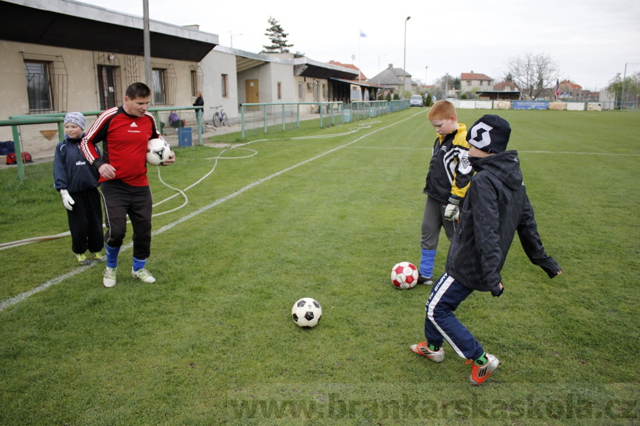 Brankářský trénink BFŠ - TJ Čechie Dubeč - 10.4.2014