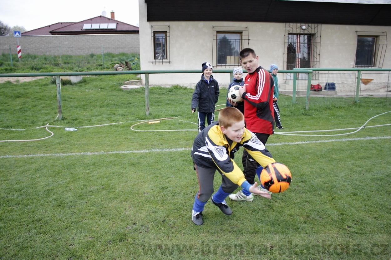 Brankářský trénink BFŠ - TJ Čechie Dubeč - 10.4.2014