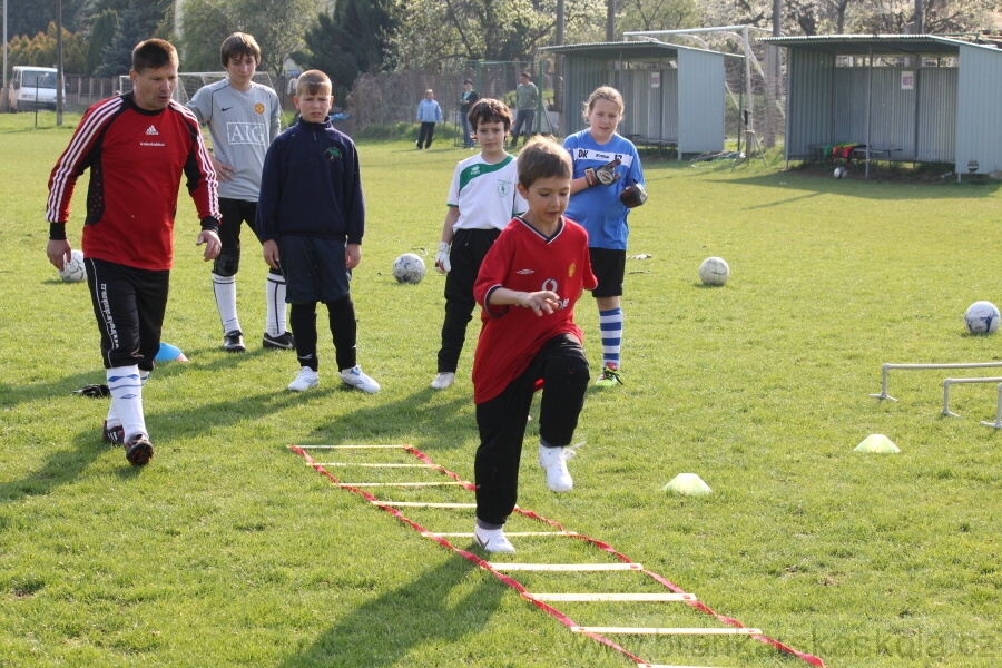Tr�nink SK Slovan Kunratice (Pond�l�, 18.4.2010)