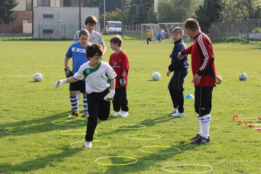 Tr�nink SK Slovan Kunratice (Pond�l�, 18.4.2010)