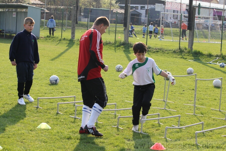 Tr�nink SK Slovan Kunratice (Pond�l�, 18.4.2010)