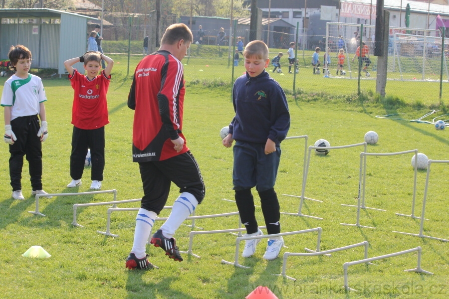 Tr�nink SK Slovan Kunratice (Pond�l�, 18.4.2010)