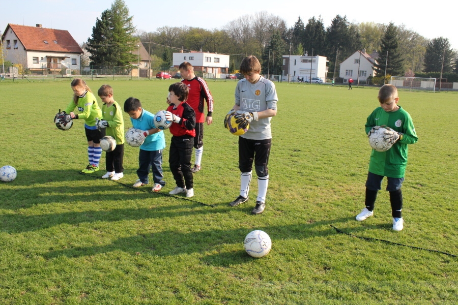 Tr�nink SK Slovan Kunratice (Pond�l�, 18.4.2010)