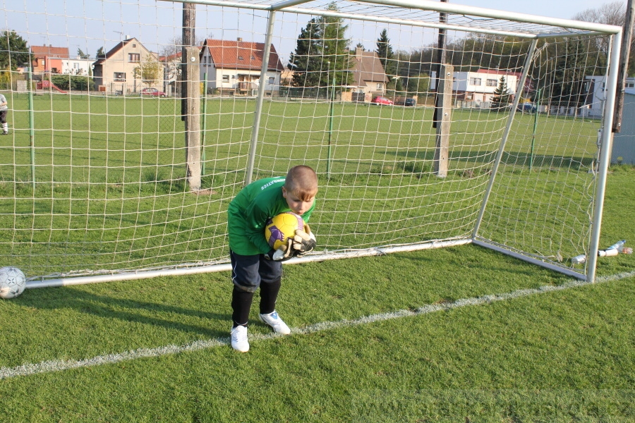 Tr�nink SK Slovan Kunratice (Pond�l�, 18.4.2010)