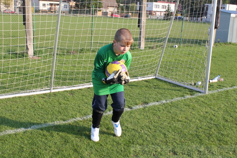 Tr�nink SK Slovan Kunratice (Pond�l�, 18.4.2010)