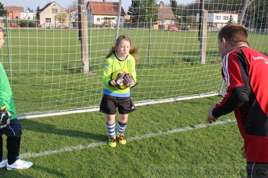 Tr�nink SK Slovan Kunratice (Pond�l�, 18.4.2010)