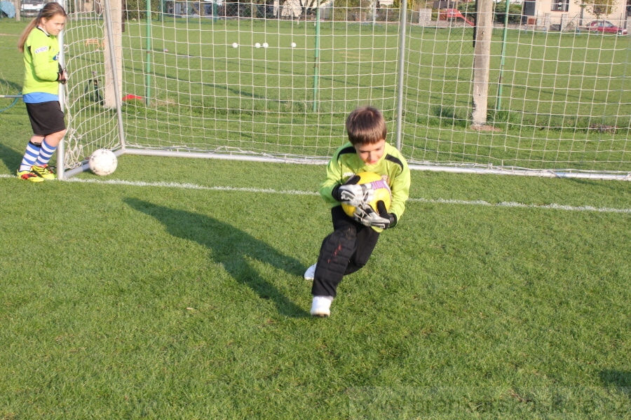 Tr�nink SK Slovan Kunratice (Pond�l�, 18.4.2010)