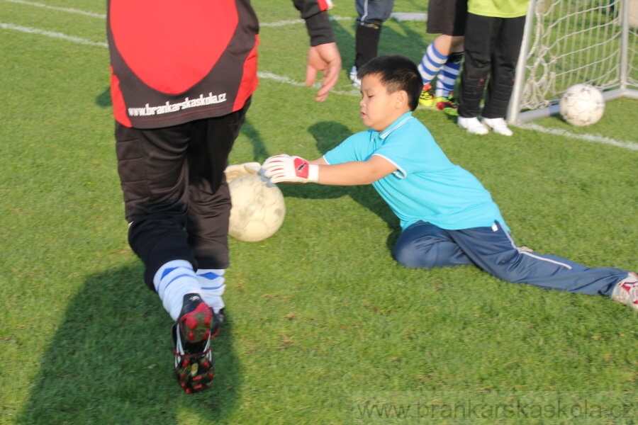 Tr�nink SK Slovan Kunratice (Pond�l�, 18.4.2010)