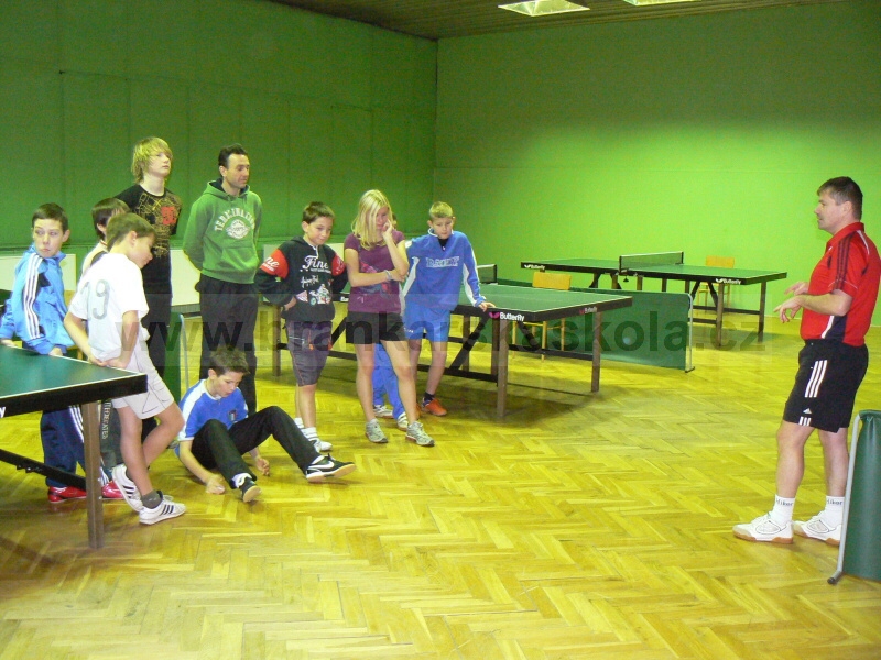 V�no�n� turnaj v ping pongu (30.12.2008)