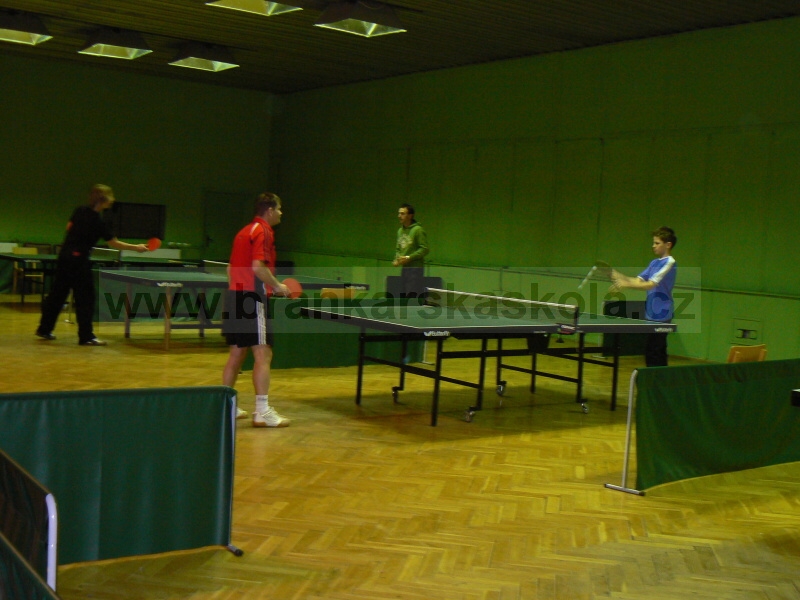 V�no�n� turnaj v ping pongu (30.12.2008)