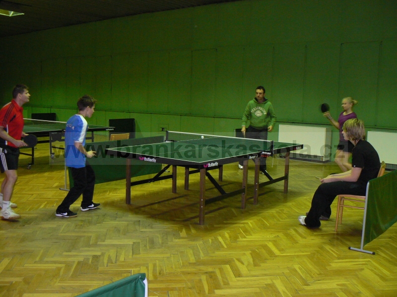 V�no�n� turnaj v ping pongu (30.12.2008)