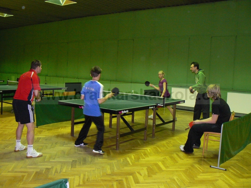 V�no�n� turnaj v ping pongu (30.12.2008)