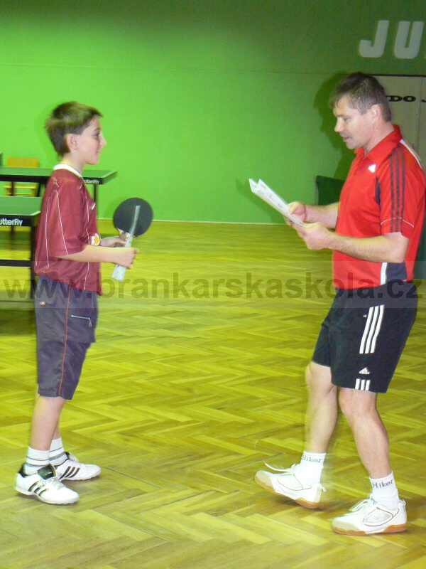 V�no�n� turnaj v ping pongu (30.12.2008)